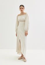 Load image into Gallery viewer, Cropped linen top