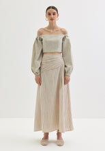 Load image into Gallery viewer, Cropped Off-Shoulder Top