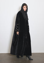 Load image into Gallery viewer, Velvet Black Scarf Abaya & Shayla