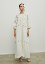 Load image into Gallery viewer, FOUNDING DAY WHITE ABAYA/SHAYLA