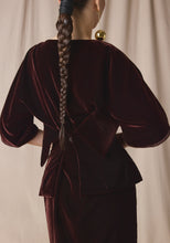 Load image into Gallery viewer, Corset Kaftan in brown velvet
