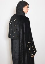 Load image into Gallery viewer, Velvet Black Scarf Abaya &amp; Shayla
