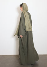Load image into Gallery viewer, Wool Moss Abaya &amp; Shayla
