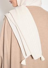 Load image into Gallery viewer, Wool Beige Abaya &amp; Shayla
