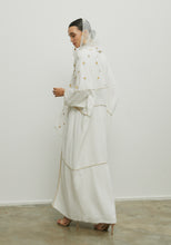 Load image into Gallery viewer, FOUNDING DAY WHITE ABAYA/SHAYLA
